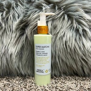 Truly organic Super matcha facial cleanser